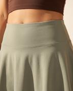 Sage No-Rub Skort - waistband detail